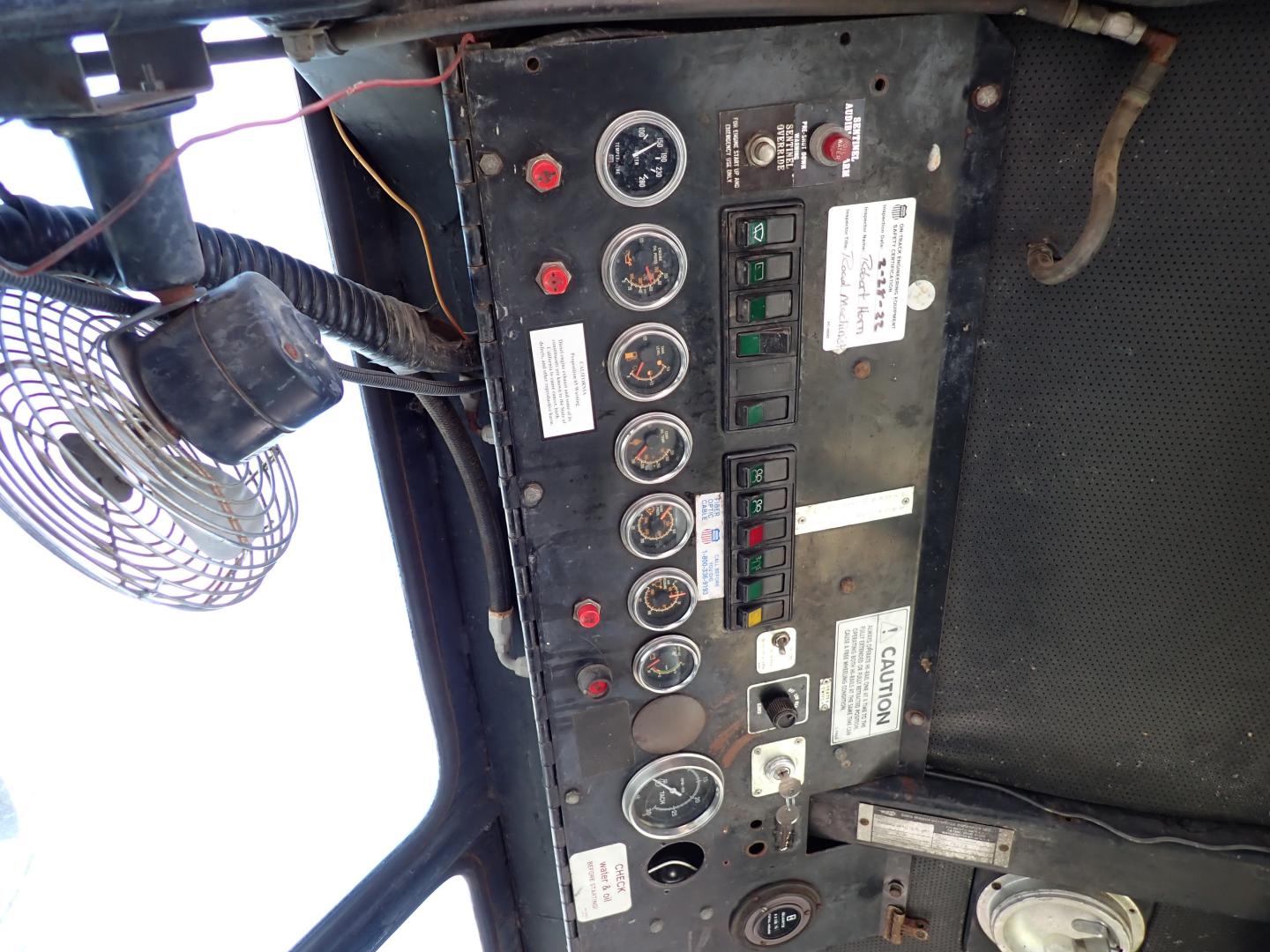 ./imagenes/INVOICE/2019/16595/EXCAVADORA FERROCARRILERA SOBRE LLANTAS SWINGMASTER_ 181 (74).JPG